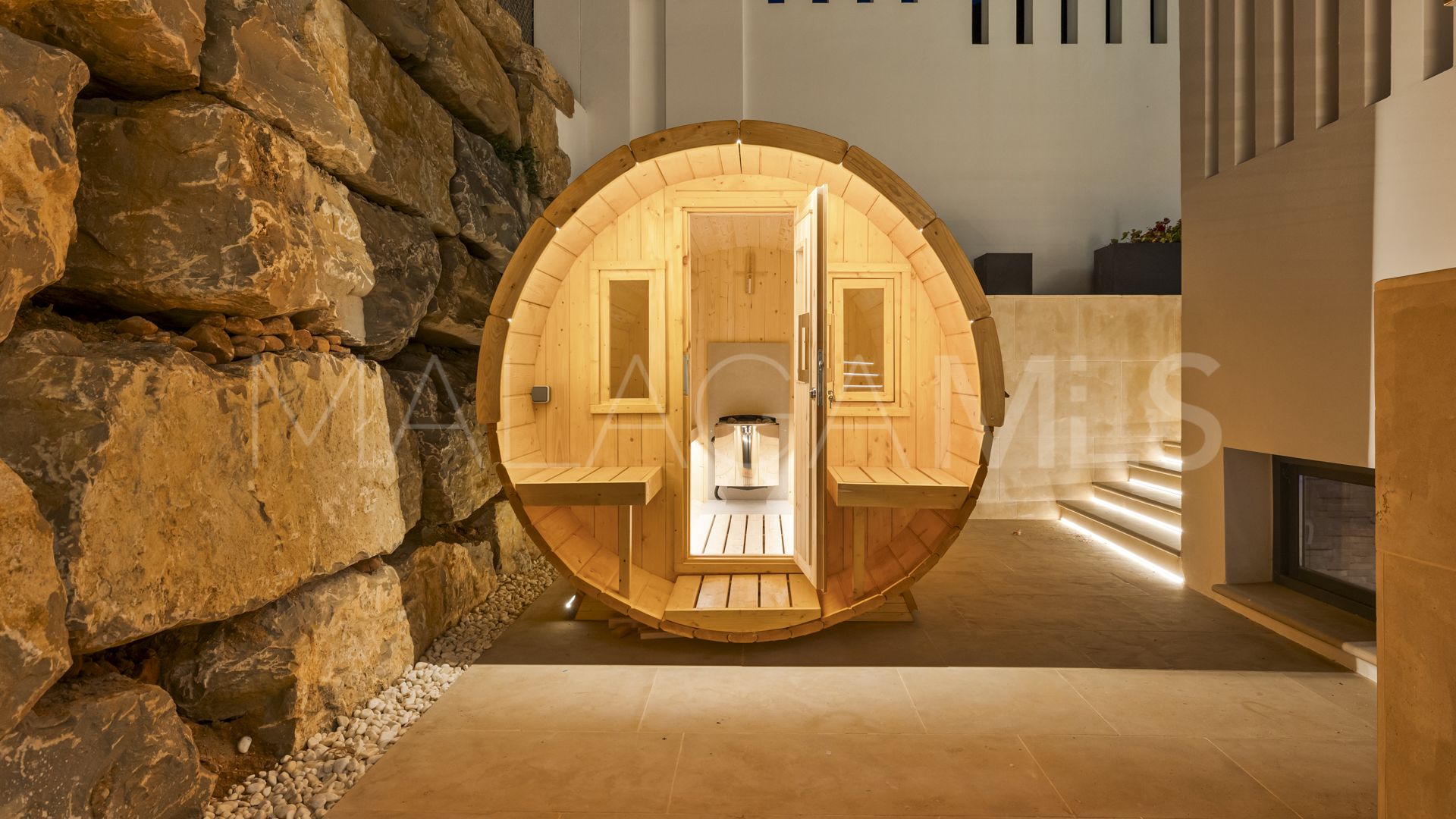 Villa for sale in Mijas