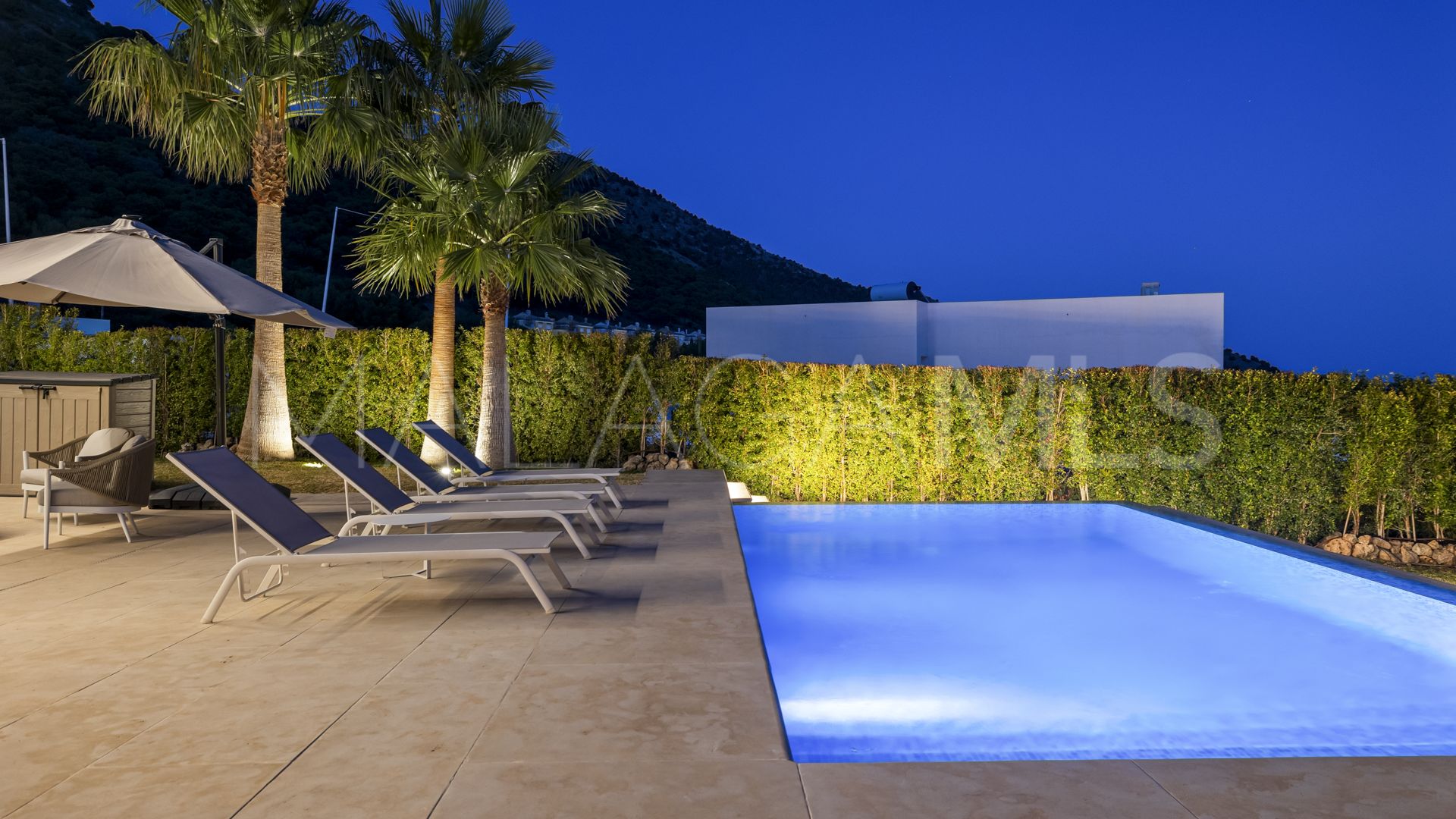 Villa for sale in Mijas