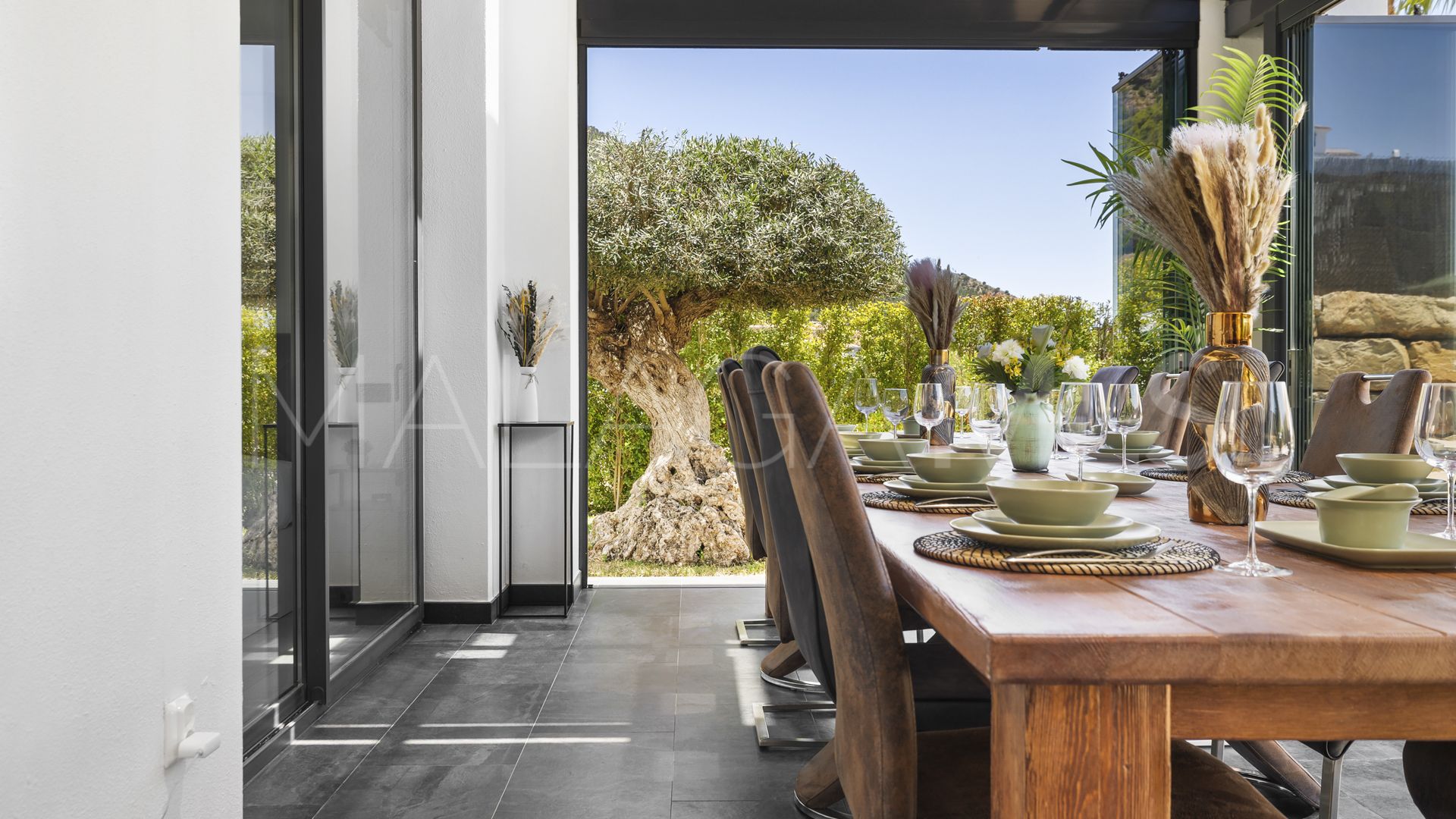 Villa for sale in Mijas