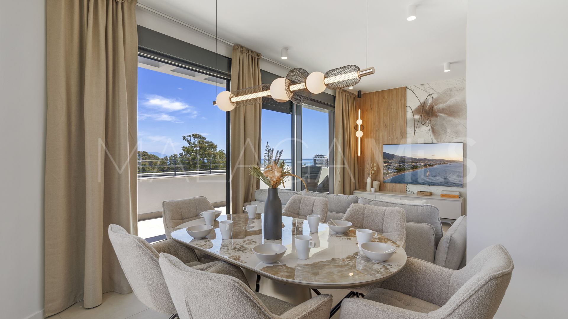 For sale 2 bedrooms penthouse in Torremolinos