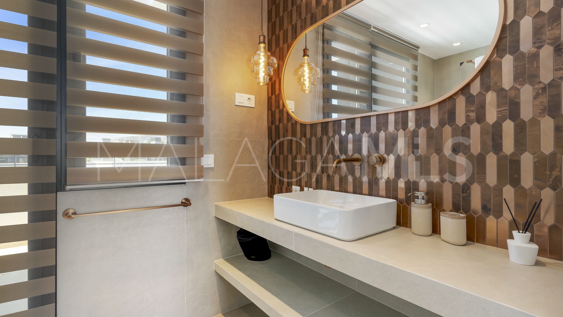 For sale 2 bedrooms penthouse in Torremolinos