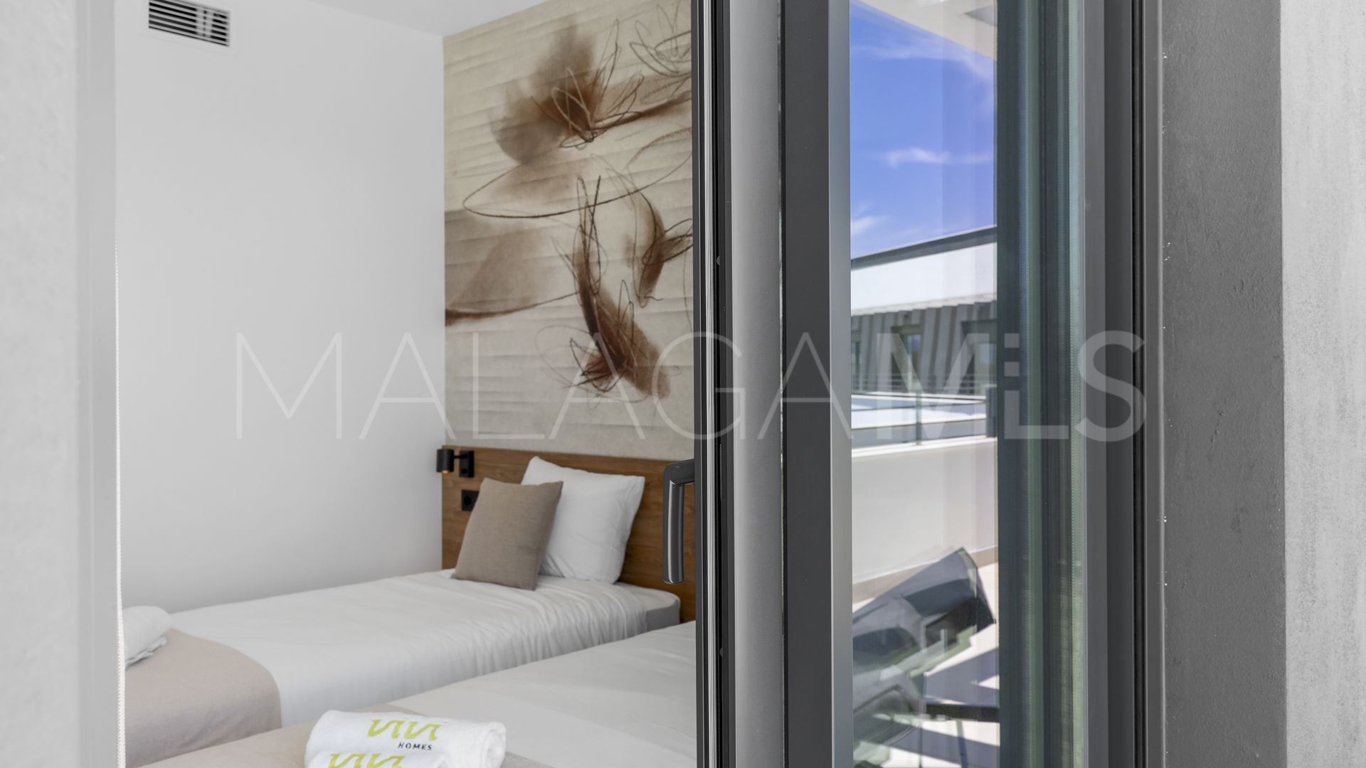 For sale 2 bedrooms penthouse in Torremolinos