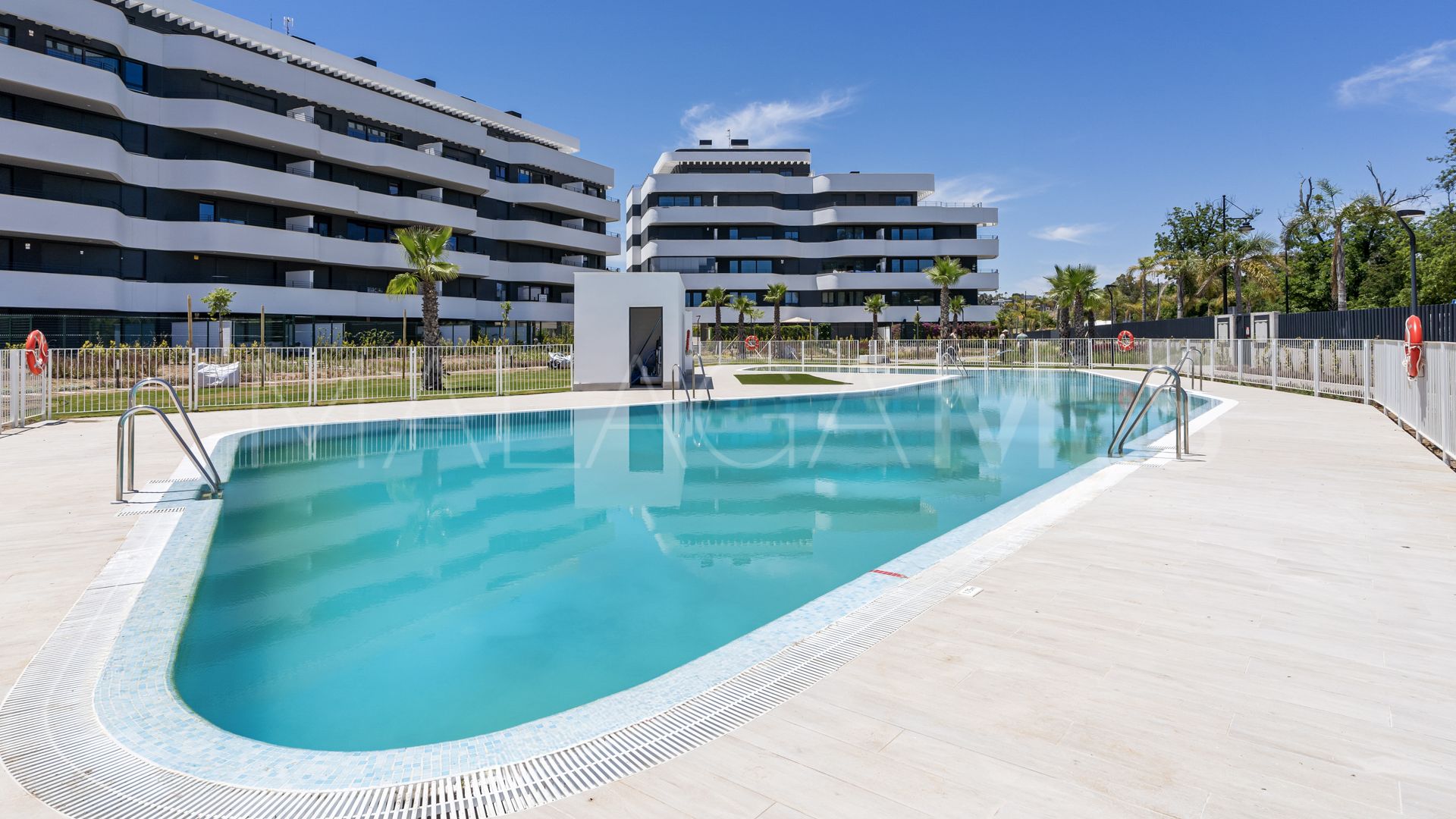 For sale 2 bedrooms penthouse in Torremolinos