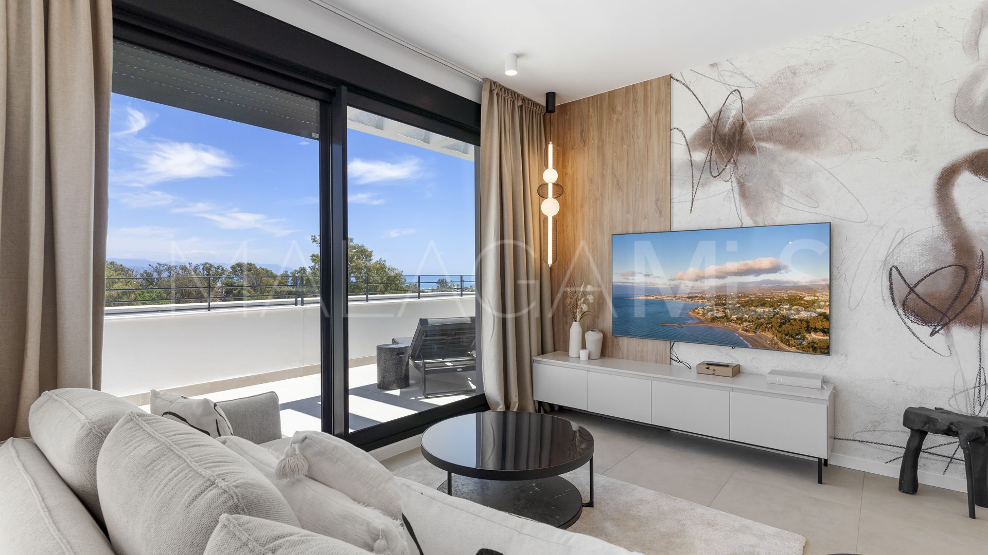 For sale 2 bedrooms penthouse in Torremolinos