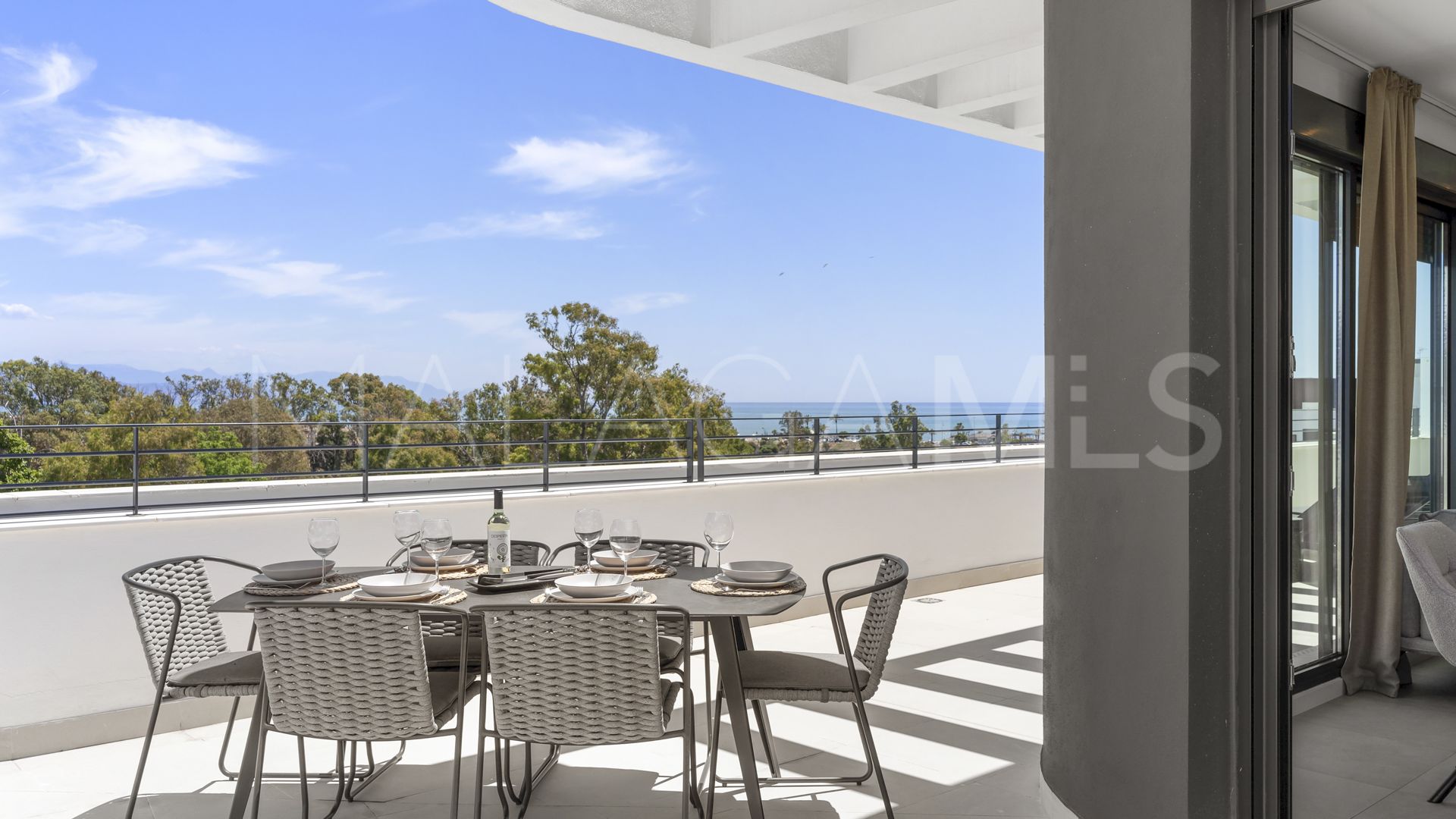 For sale 2 bedrooms penthouse in Torremolinos