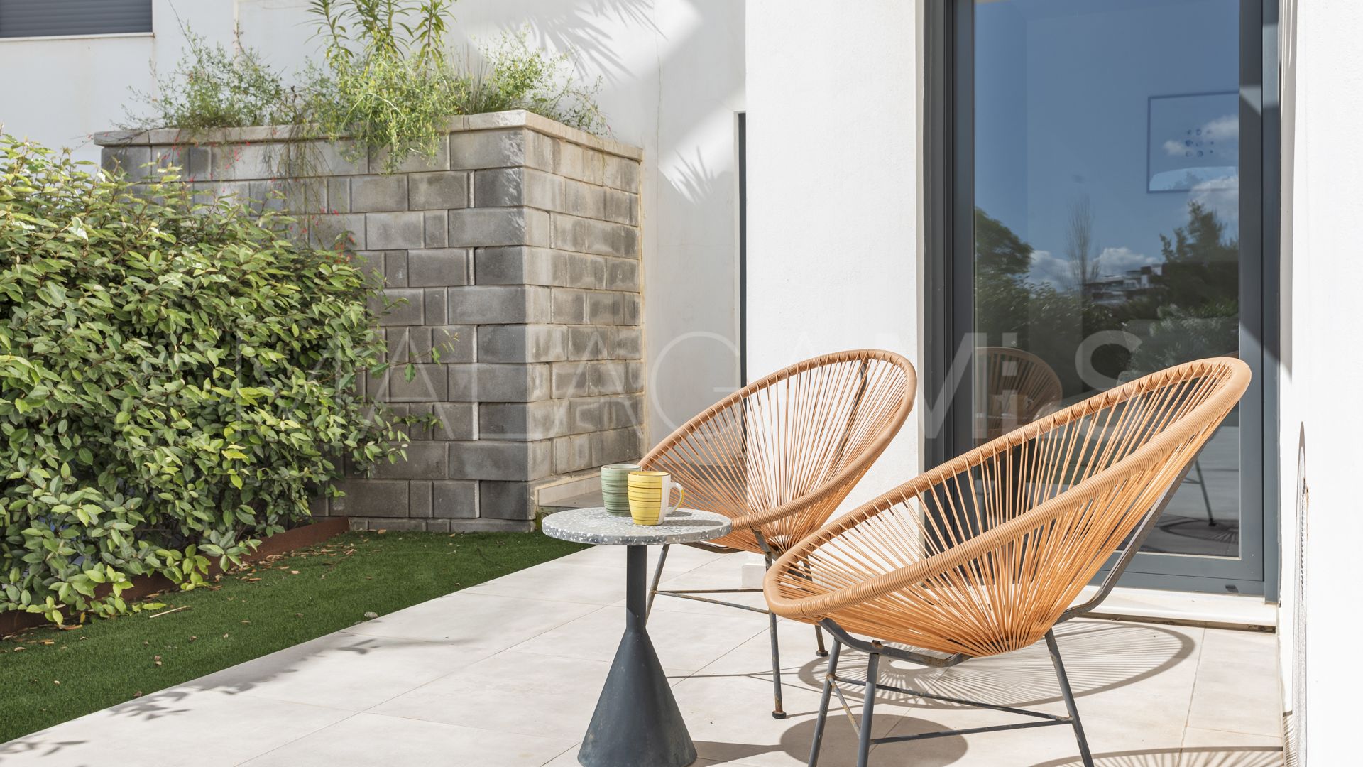 Se vende apartamento planta baja de 3 bedrooms in Estepona Ciudad