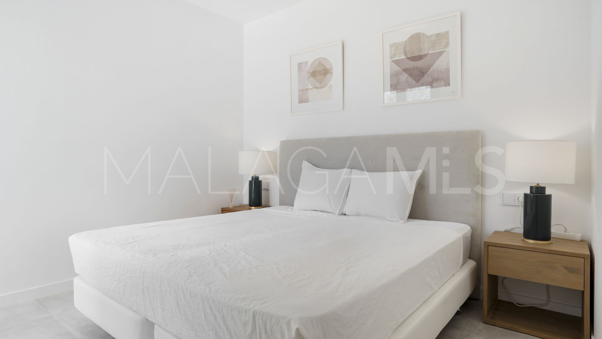 Se vende apartamento planta baja de 3 bedrooms in Estepona Ciudad