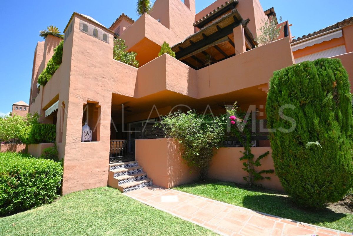 Guadalmina Baja, apartamento planta baja de 4 bedrooms a la venta