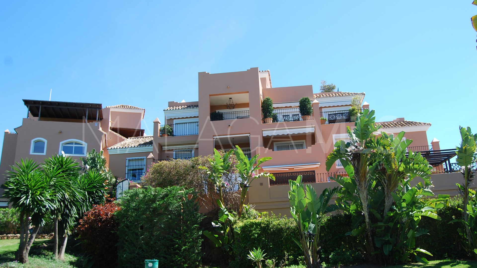 Apartment for sale in Guadalmina Alta with 4 bedrooms