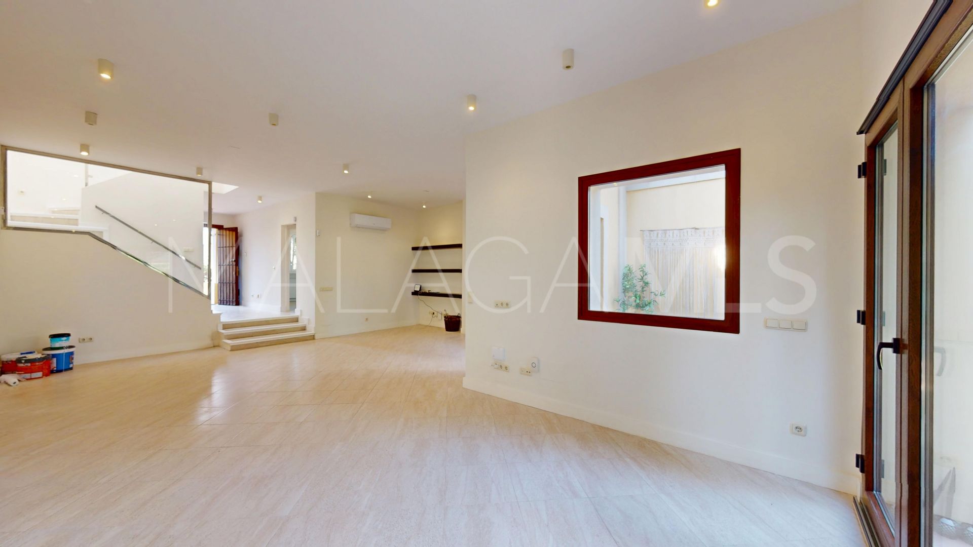 Maison de ville for sale in Isla de Guadalmina