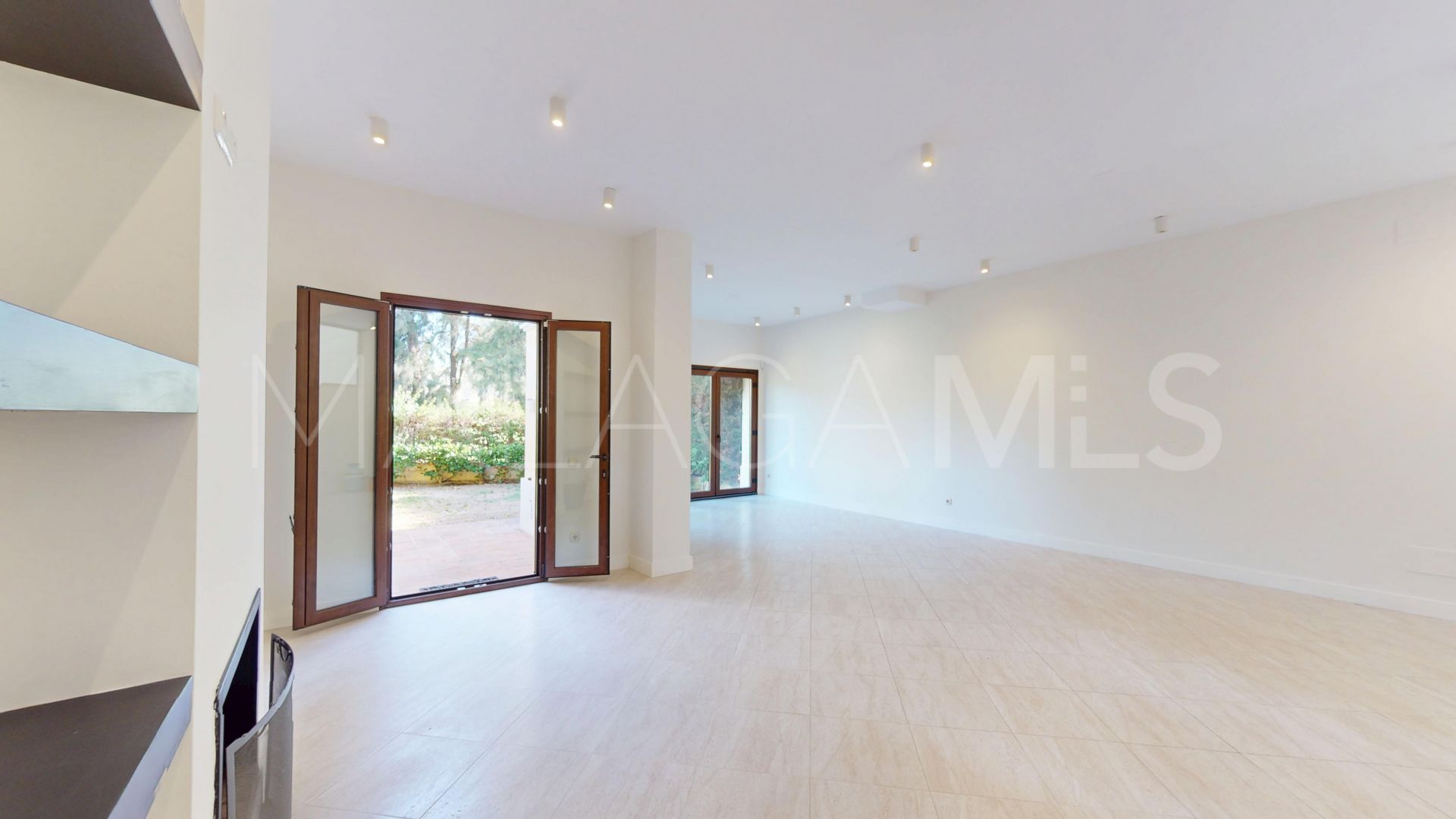 Maison de ville for sale in Isla de Guadalmina