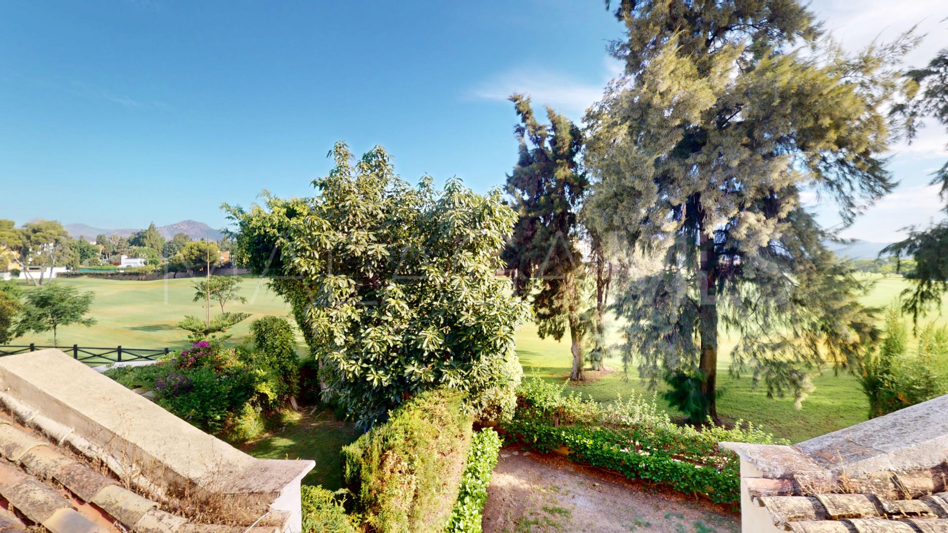 Maison de ville for sale in Isla de Guadalmina