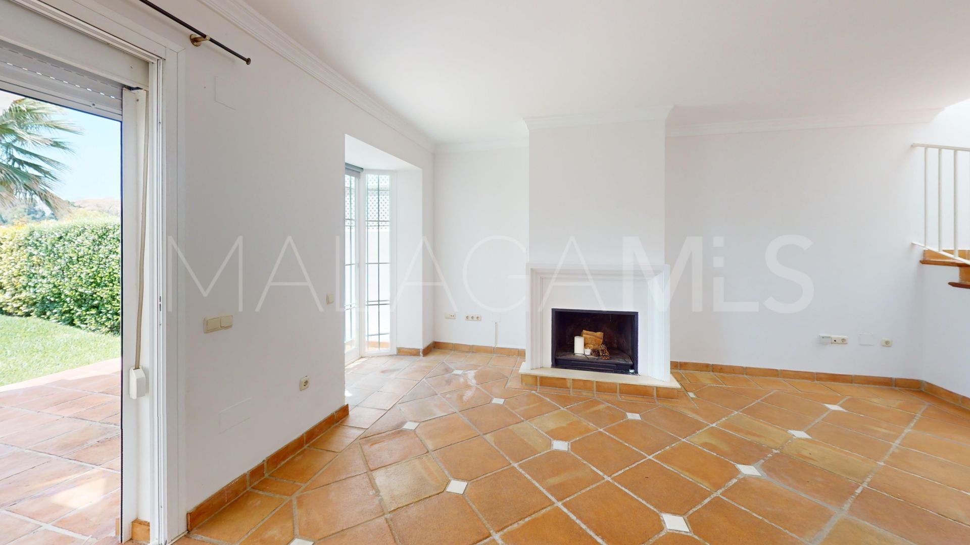 Adosado for sale in Guadalmina Alta de 4 bedrooms