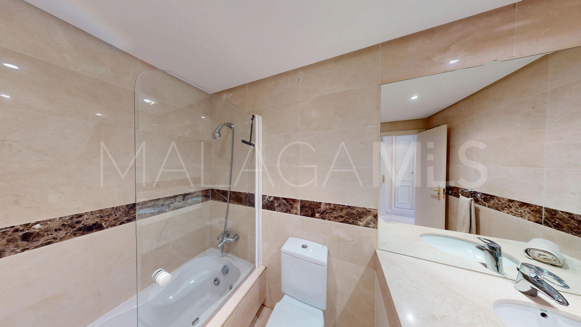 Lomas del Marqués, apartamento a la venta with 2 bedrooms
