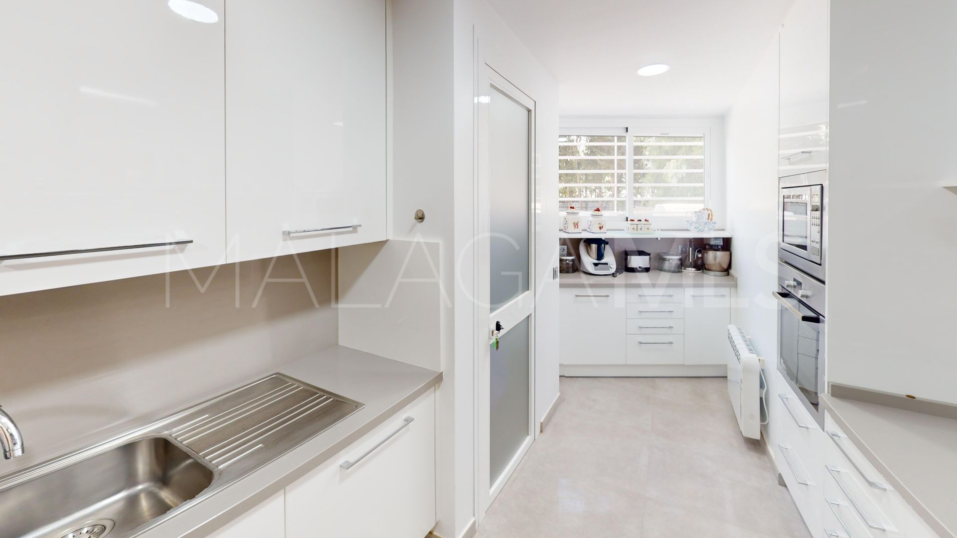 Guadalmina Alta, apartamento planta baja a la venta de 3 bedrooms