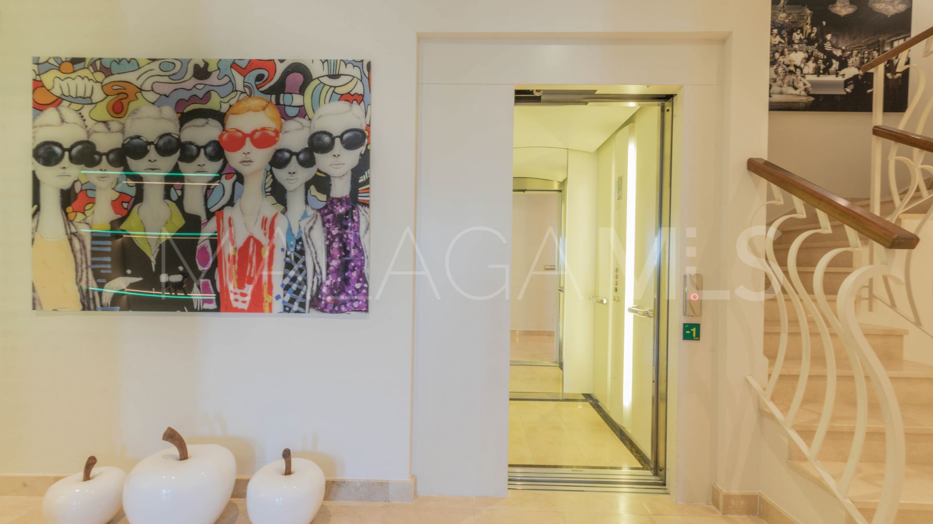 For sale Benahavis Hills Country Club 4 bedrooms villa