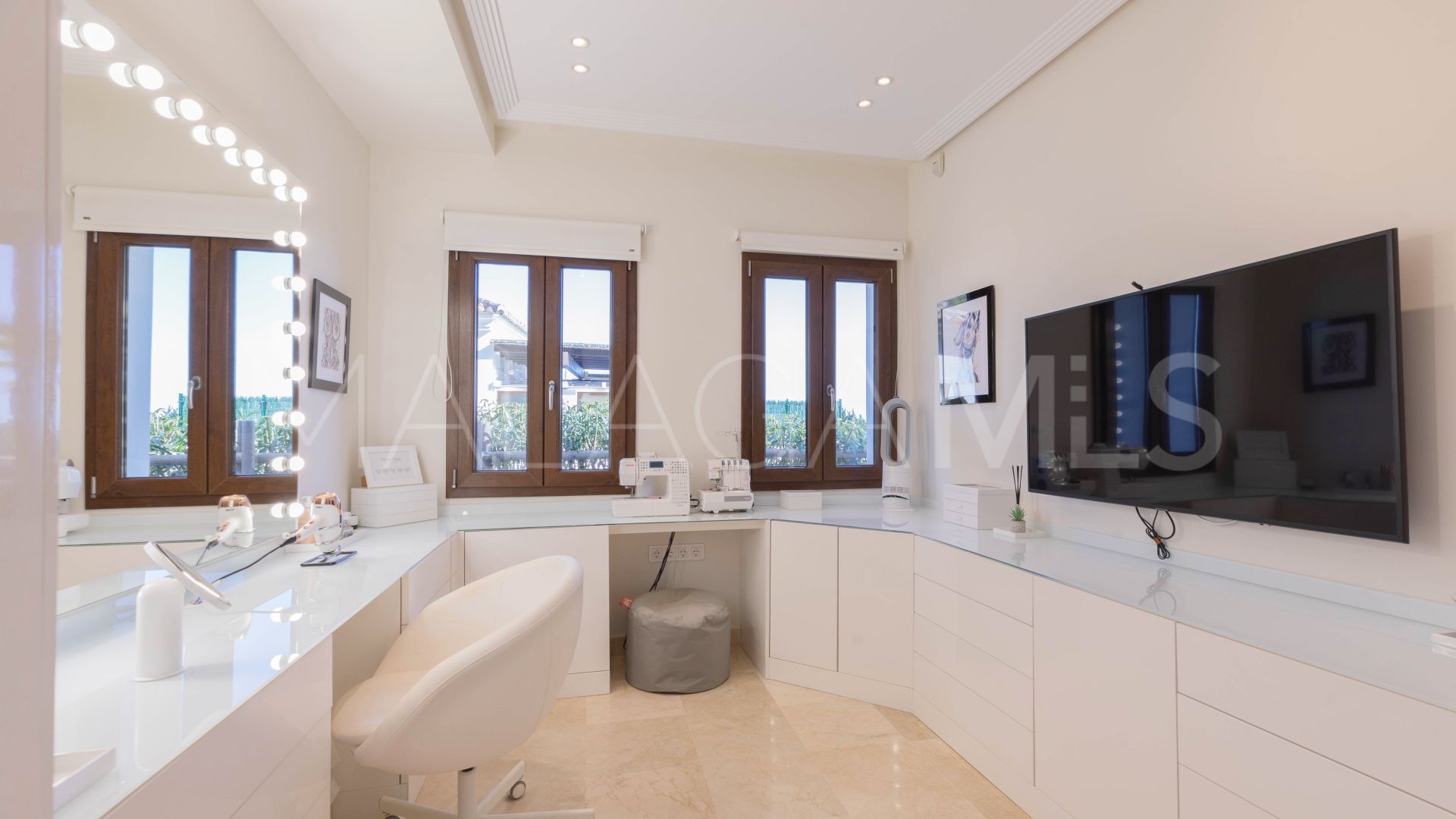 For sale Benahavis Hills Country Club 4 bedrooms villa