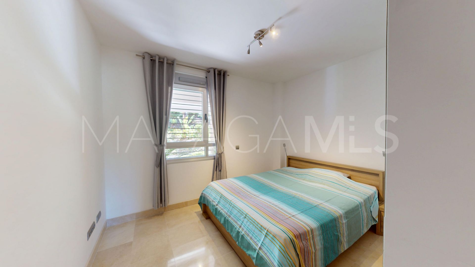 Buy apartamento planta baja in Los Arqueros
