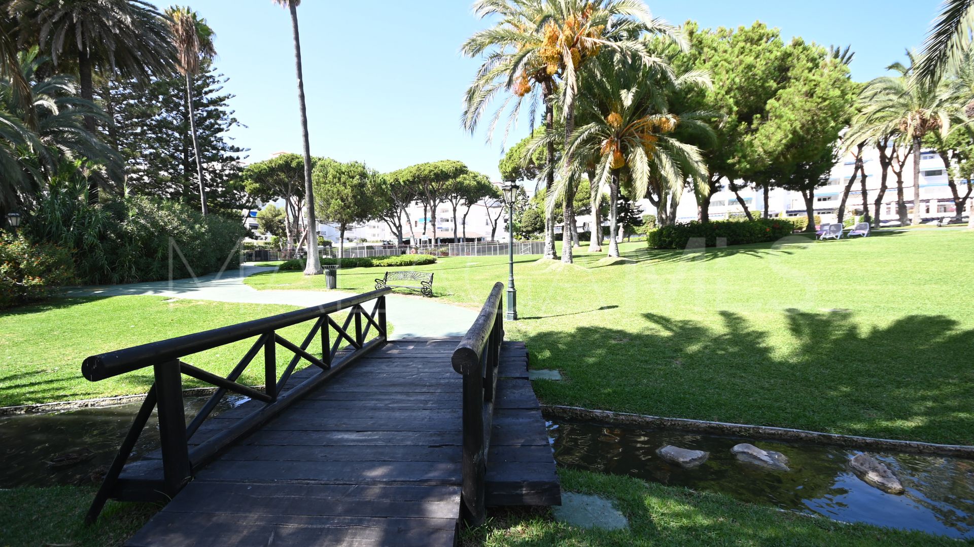 Se vende apartamento in Playas del Duque de 2 bedrooms