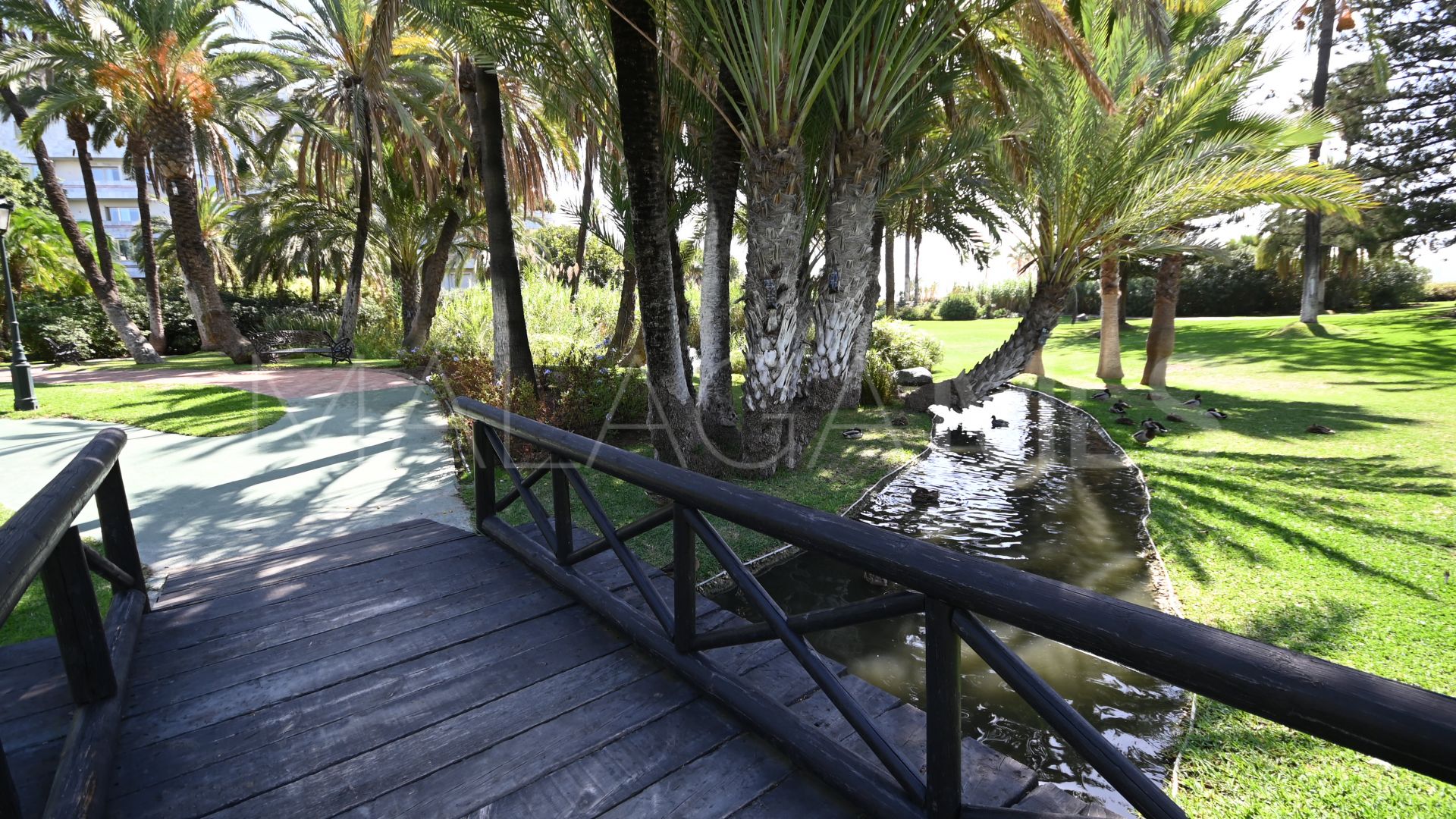 Se vende apartamento in Playas del Duque de 2 bedrooms