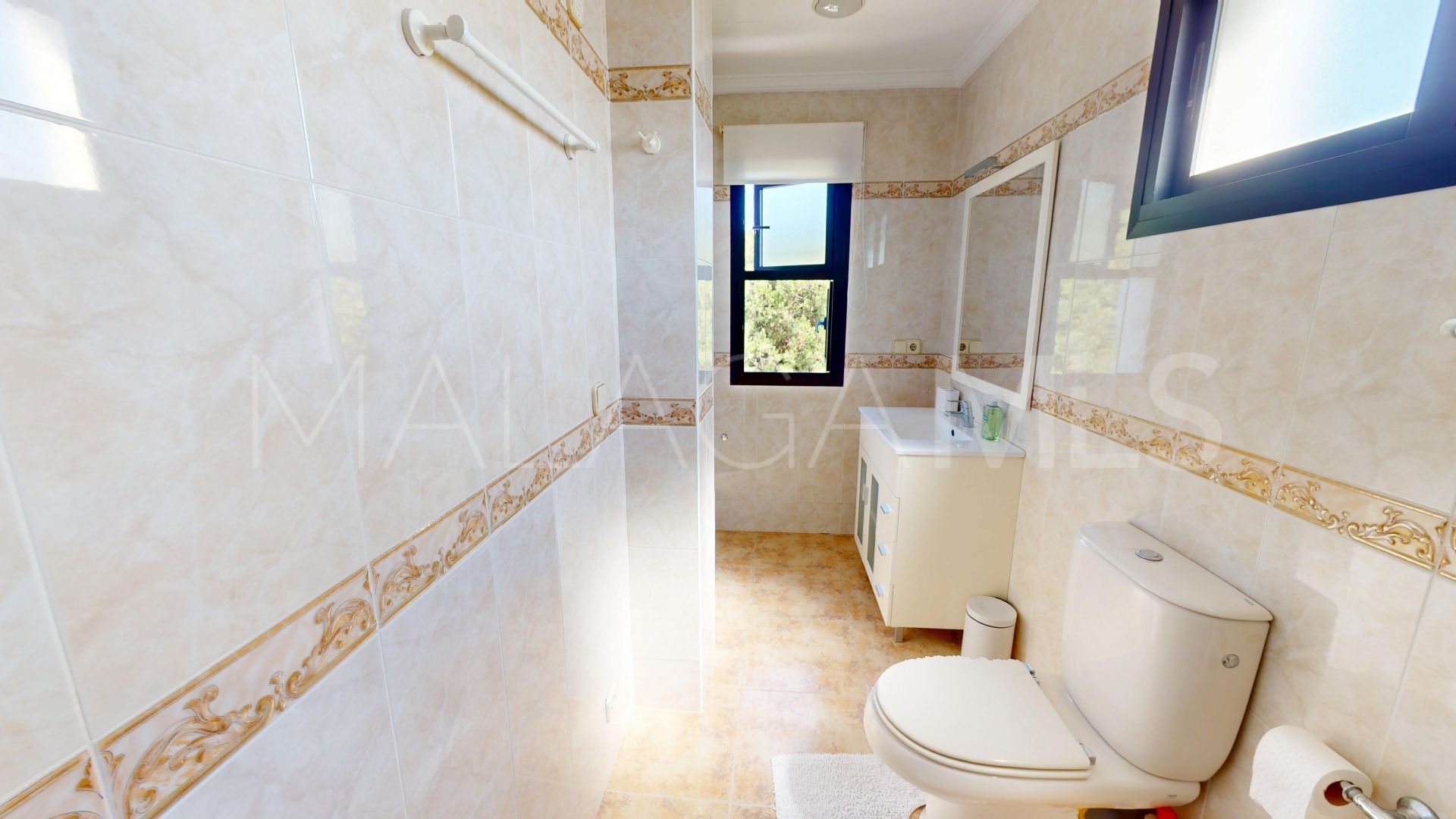 Se vende apartamento in Playas del Duque de 2 bedrooms