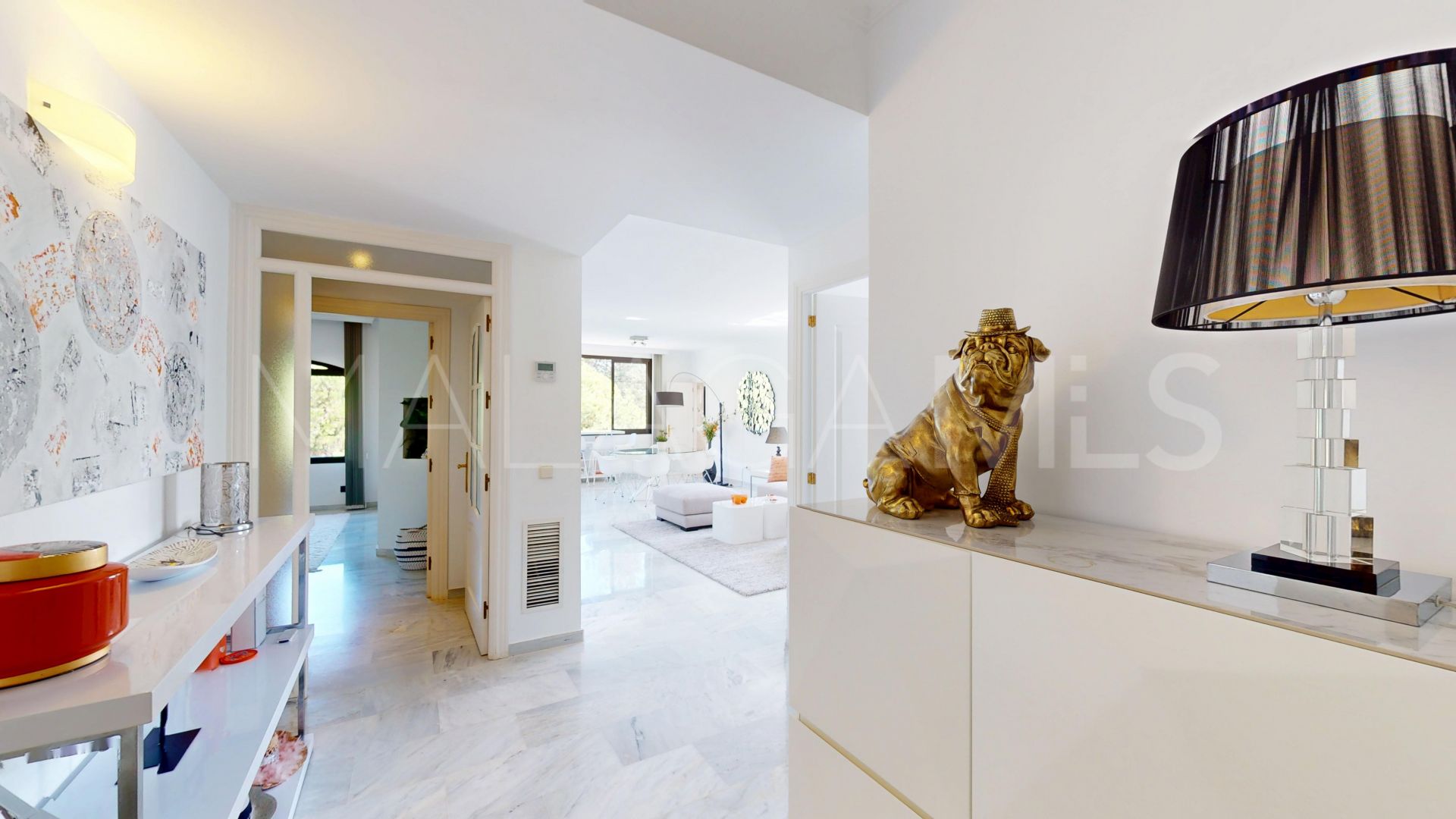 Se vende apartamento in Playas del Duque de 2 bedrooms