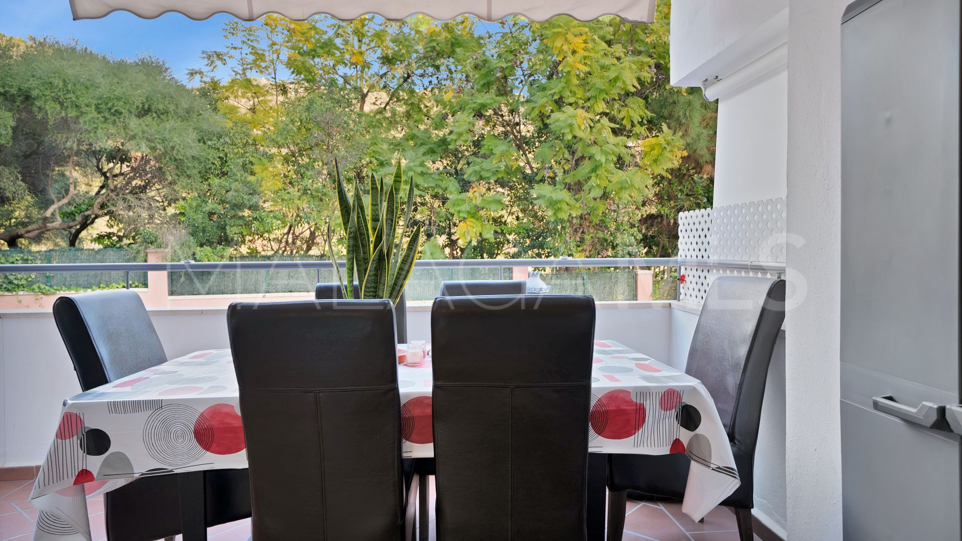 Appartement rez de chaussée for sale in Benahavis Centro