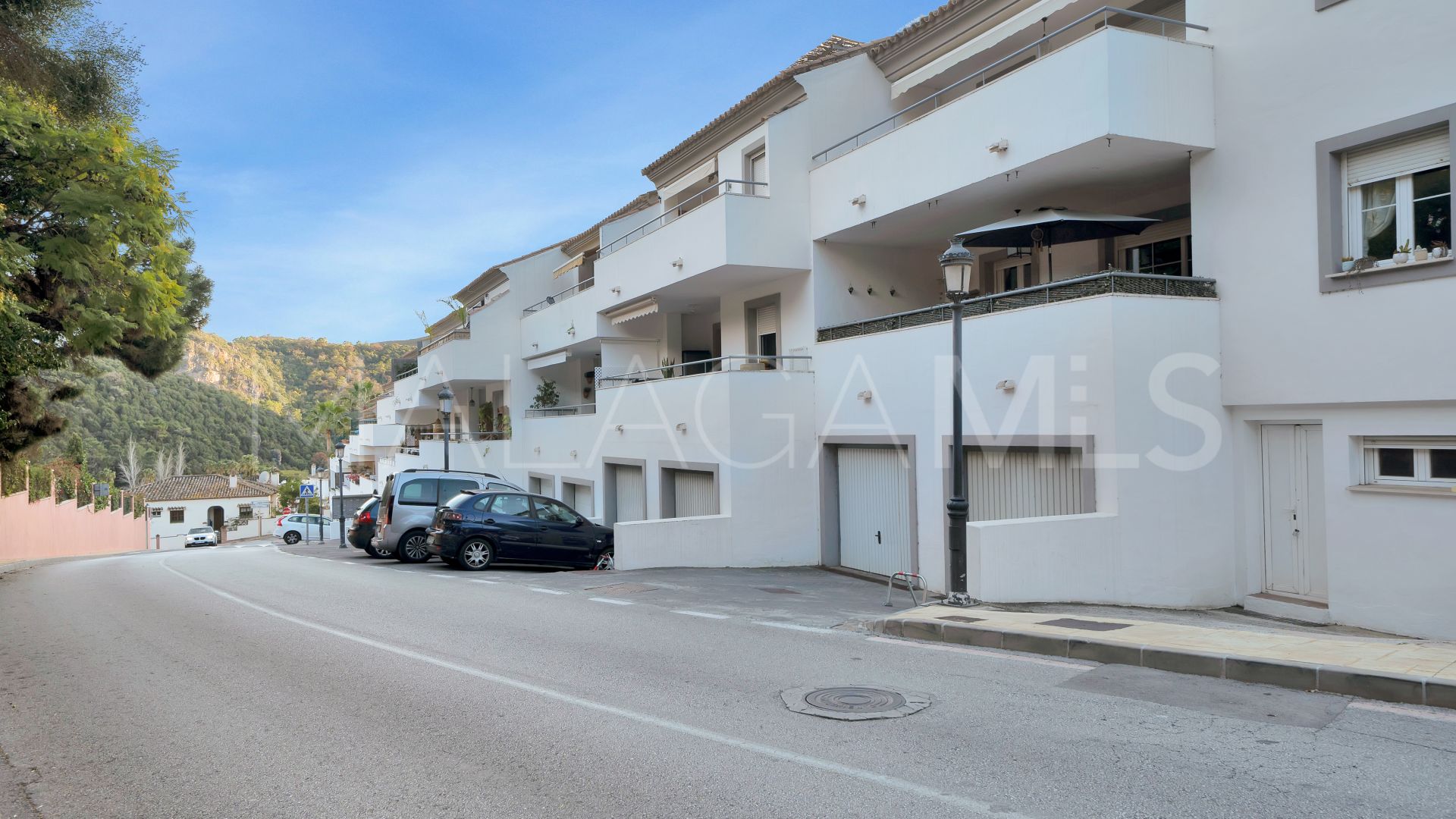 Appartement rez de chaussée for sale in Benahavis Centro