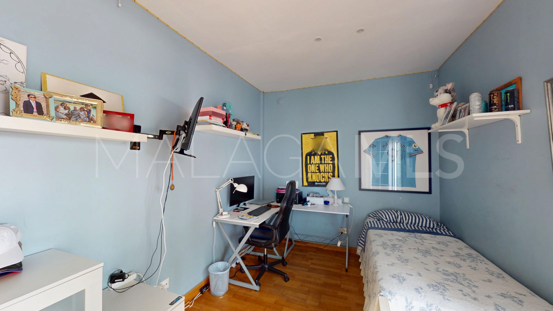 Hus i byn for sale in Monte Biarritz