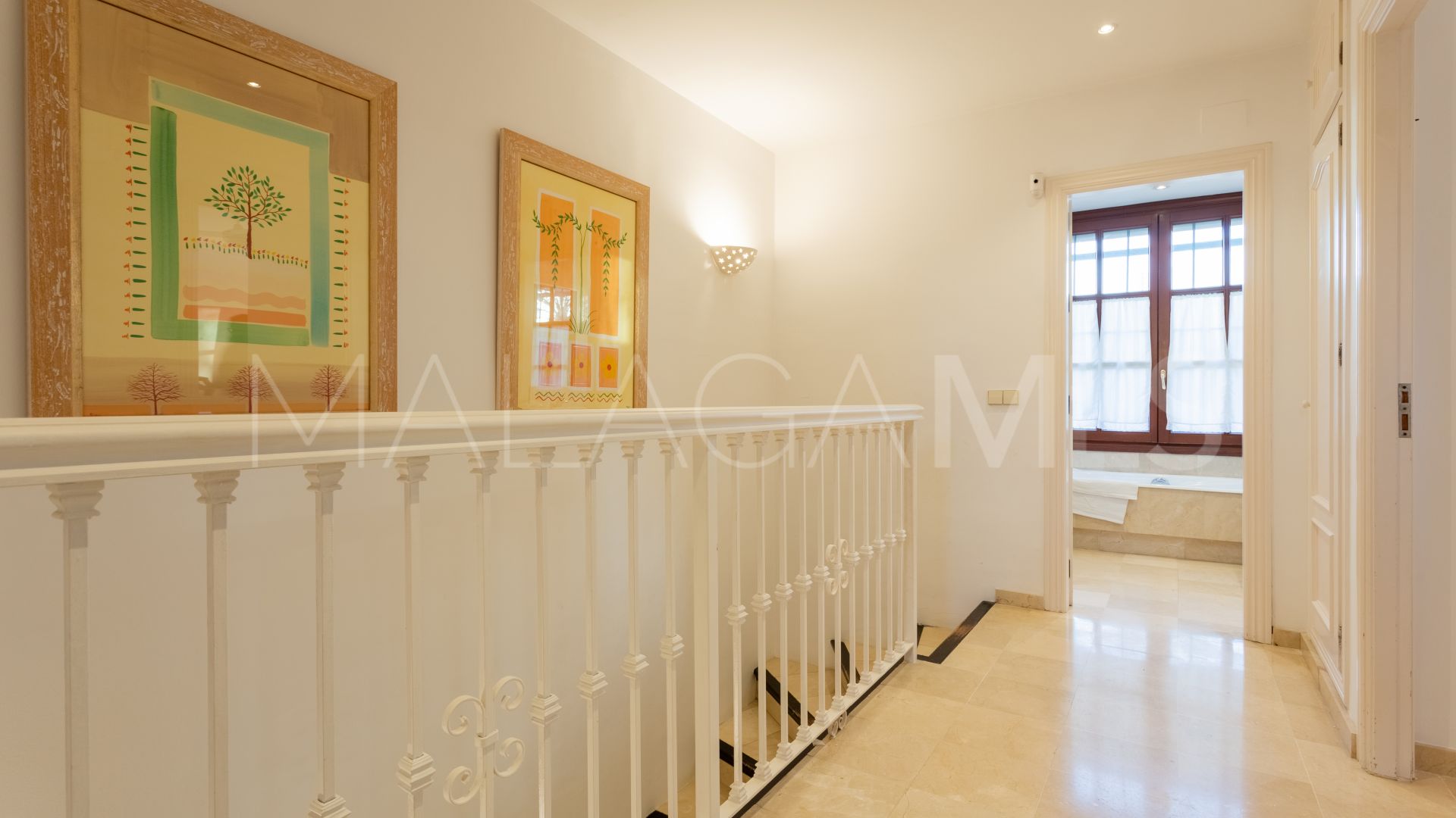 Villa for sale with 5 bedrooms in Isla de Guadalmina