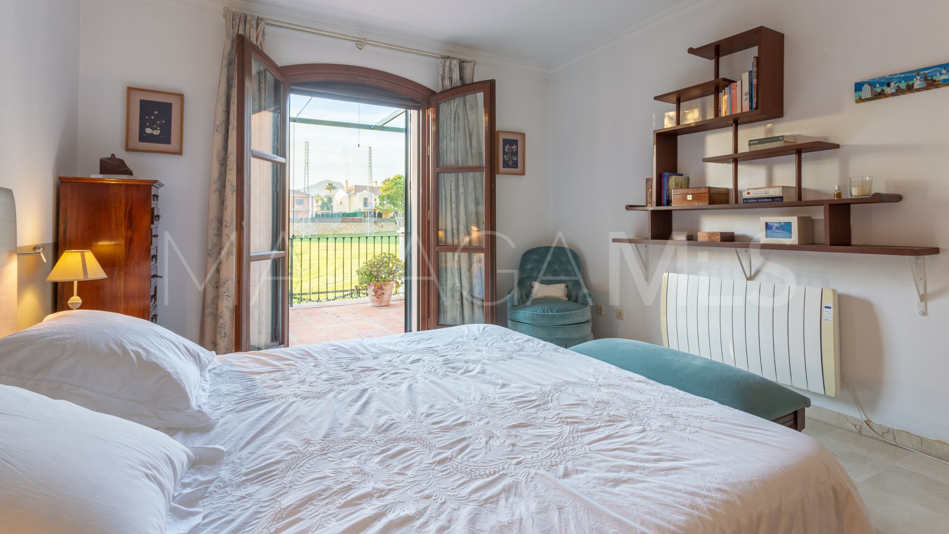 Villa for sale with 5 bedrooms in Isla de Guadalmina