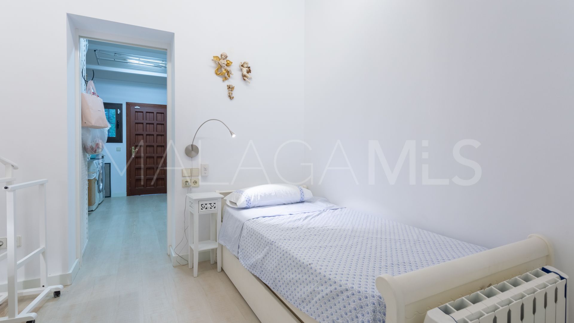 Villa for sale with 5 bedrooms in Isla de Guadalmina