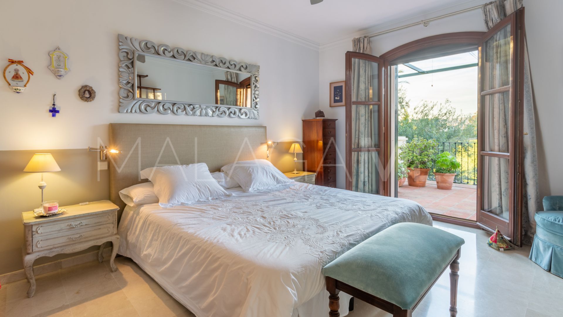 Villa for sale with 5 bedrooms in Isla de Guadalmina