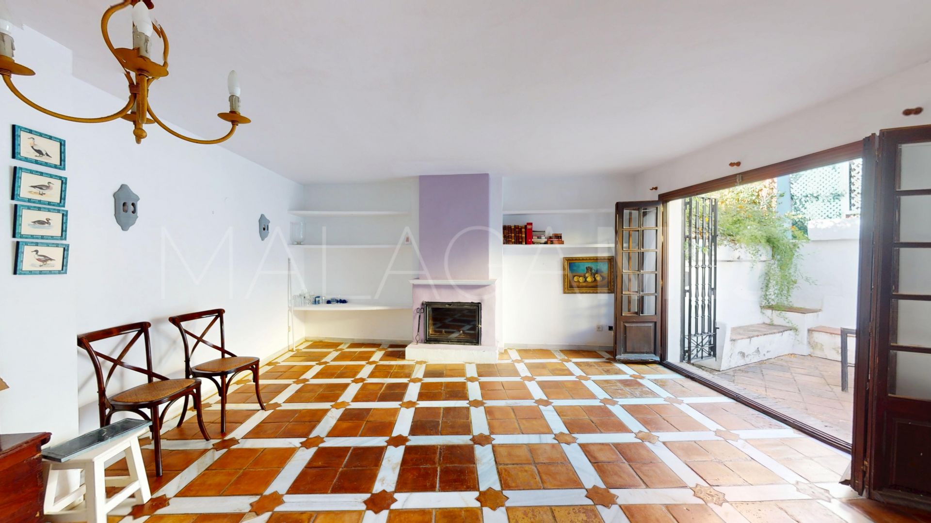 Radhus for sale in Guadalmina Baja