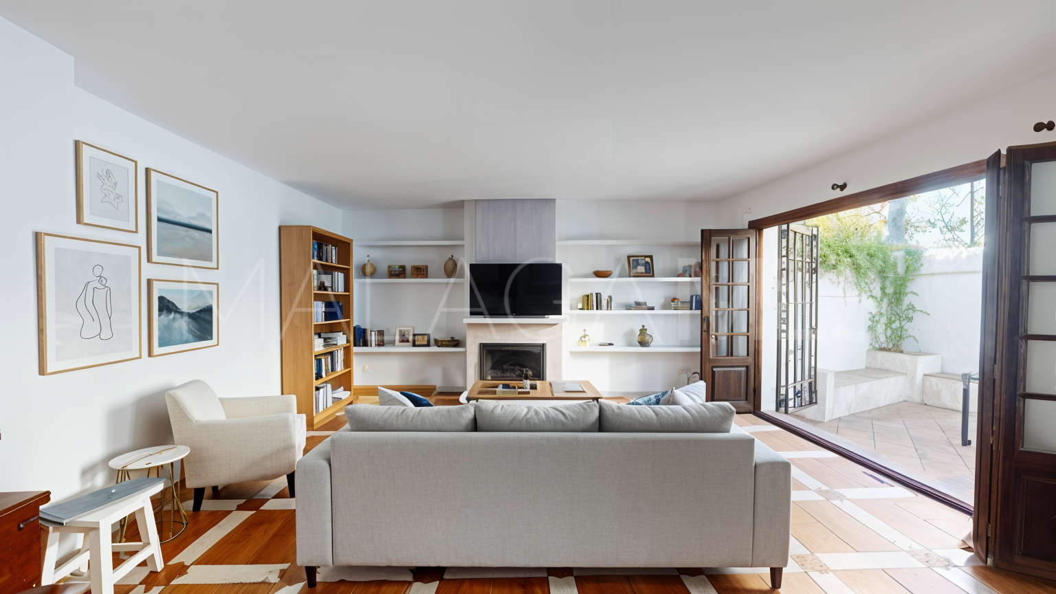 Radhus for sale in Guadalmina Baja