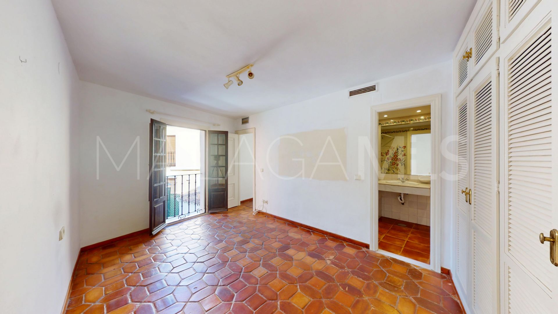 Radhus for sale in Guadalmina Baja