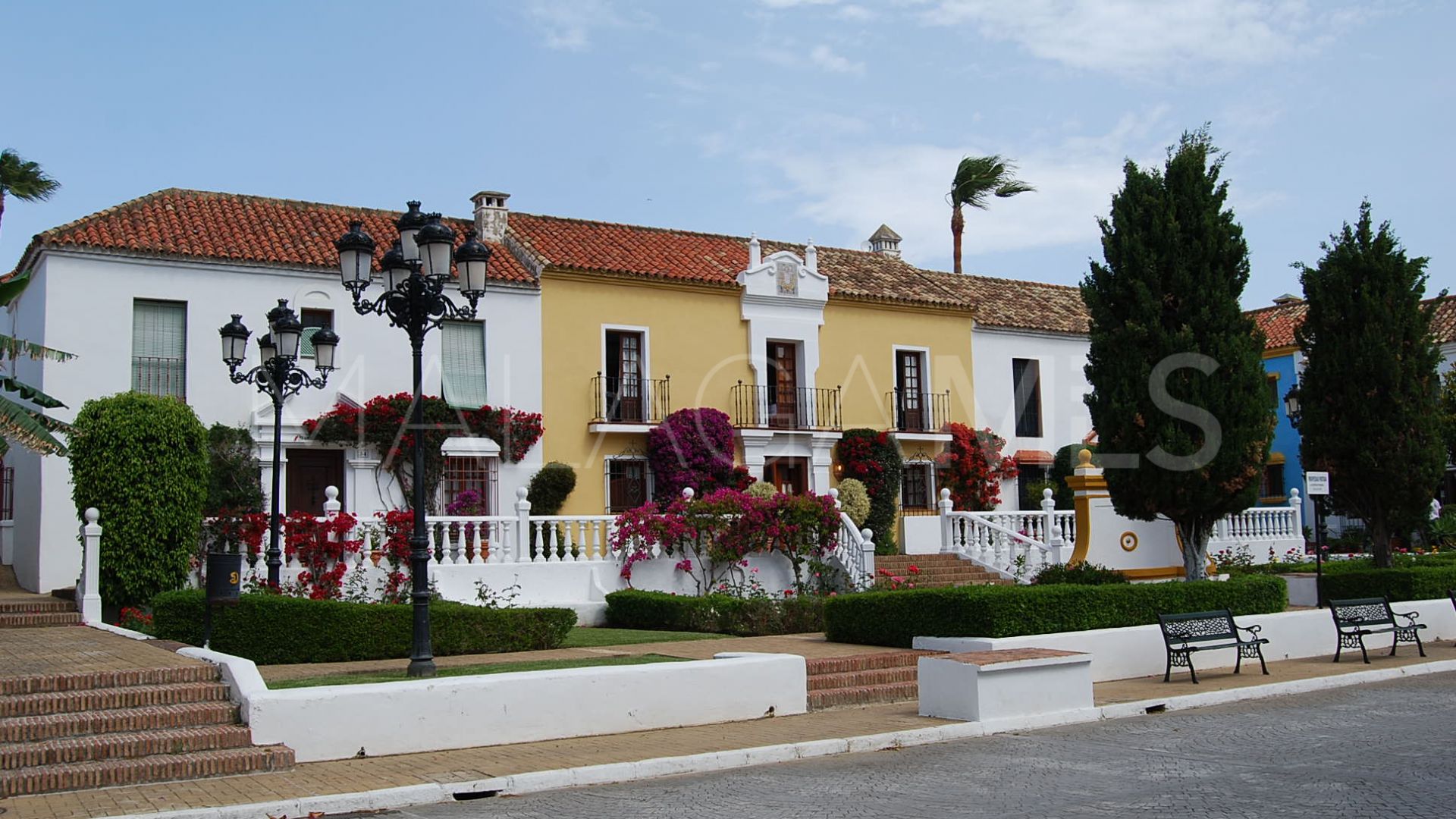 Radhus for sale in Guadalmina Baja