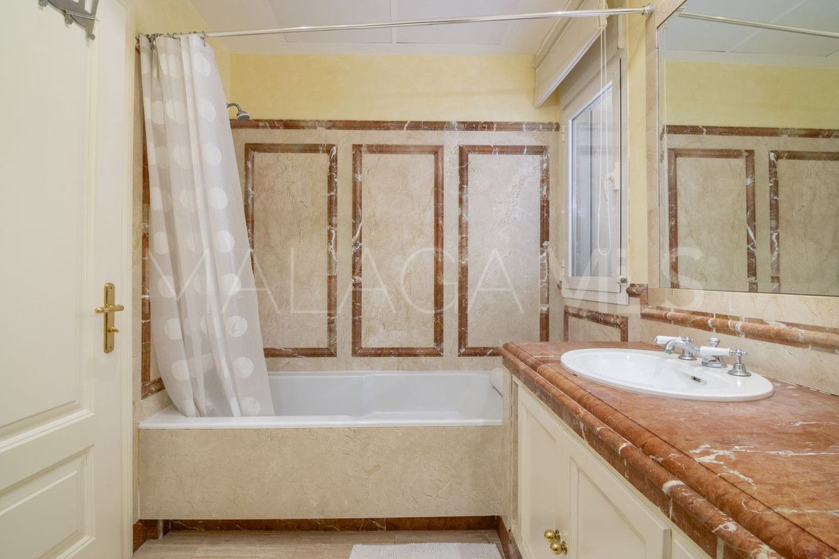 Lägenhet for sale in Marbella City