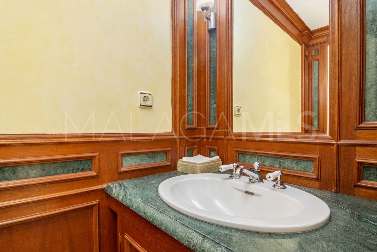 Lägenhet for sale in Marbella City