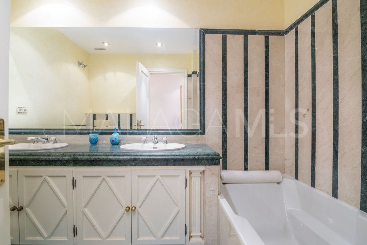 Lägenhet for sale in Marbella City