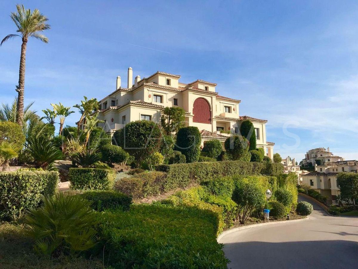 Apartment with 4 bedrooms for sale in Benahavis