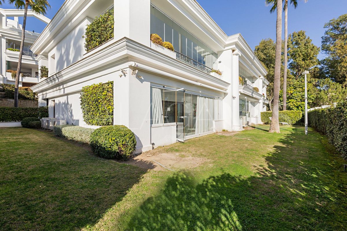 Markplanslägenhet for sale in Estepona