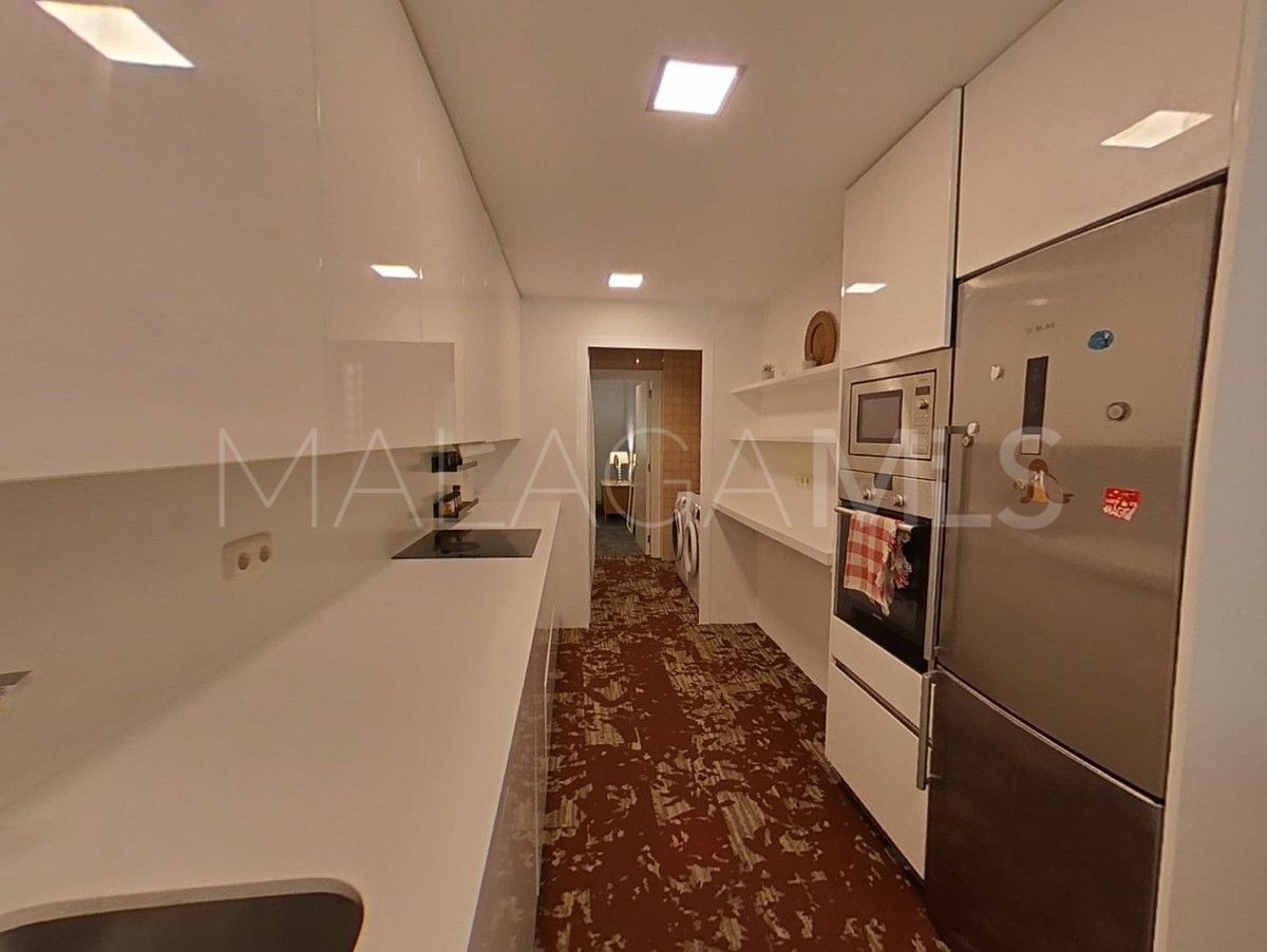 Markplanslägenhet for sale in Nueva Andalucia