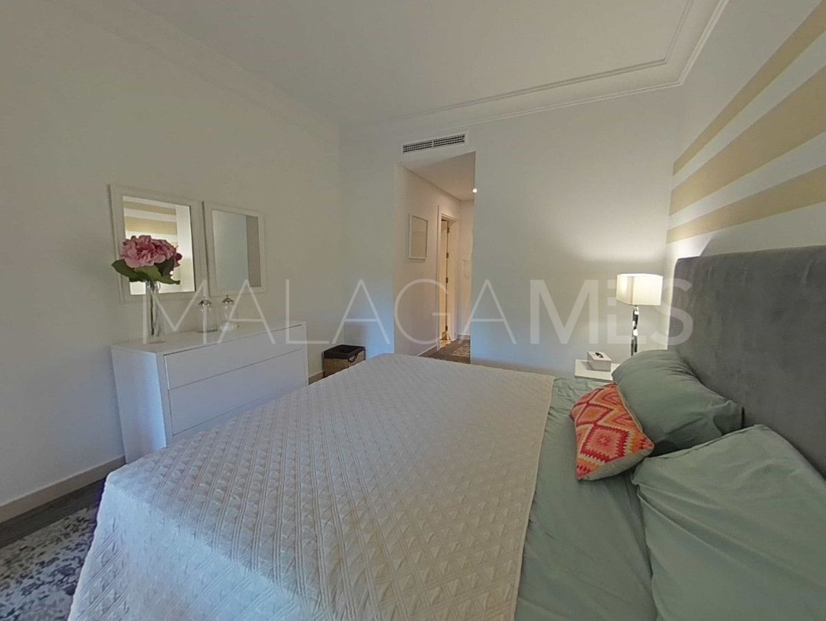Markplanslägenhet for sale in Nueva Andalucia