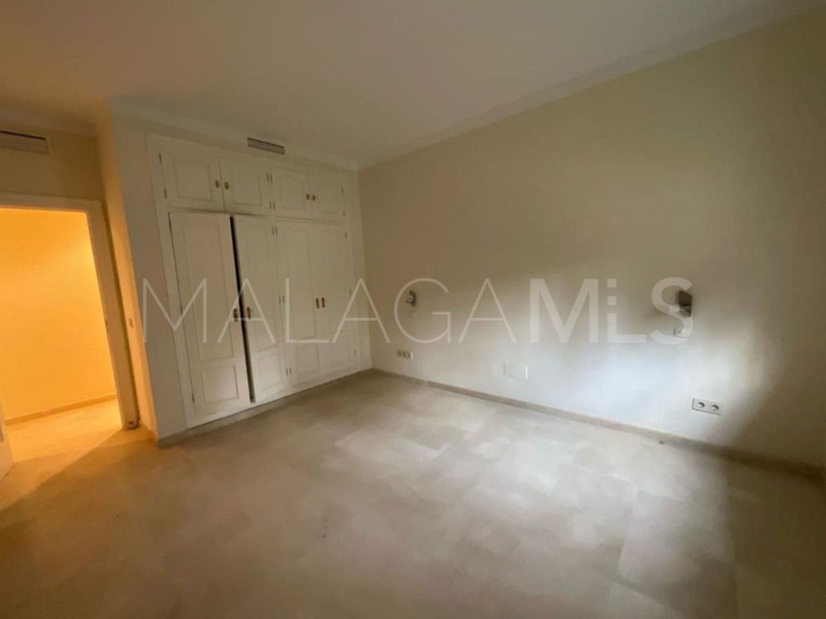 Appartement rez de chaussée for sale in Estepona
