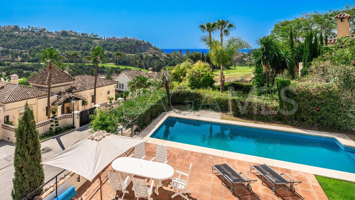 Villa de 4 bedrooms for sale in Los Arqueros