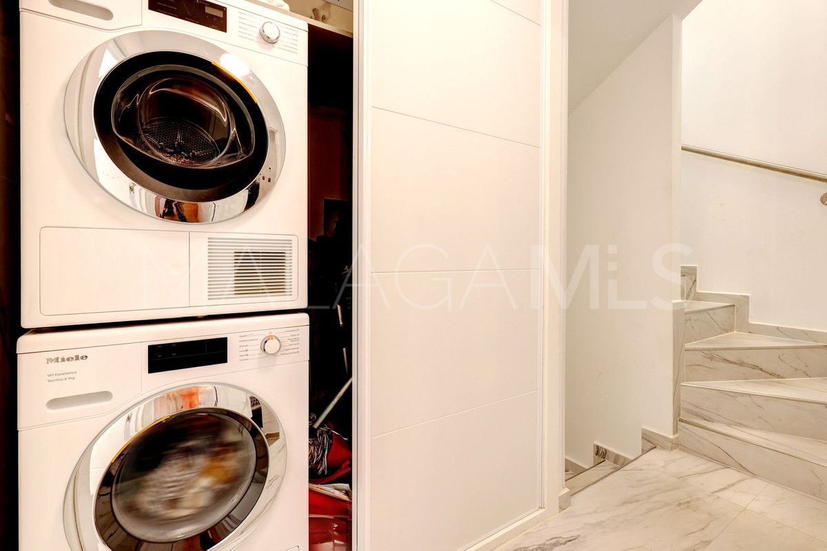 For sale town house in Marbella City