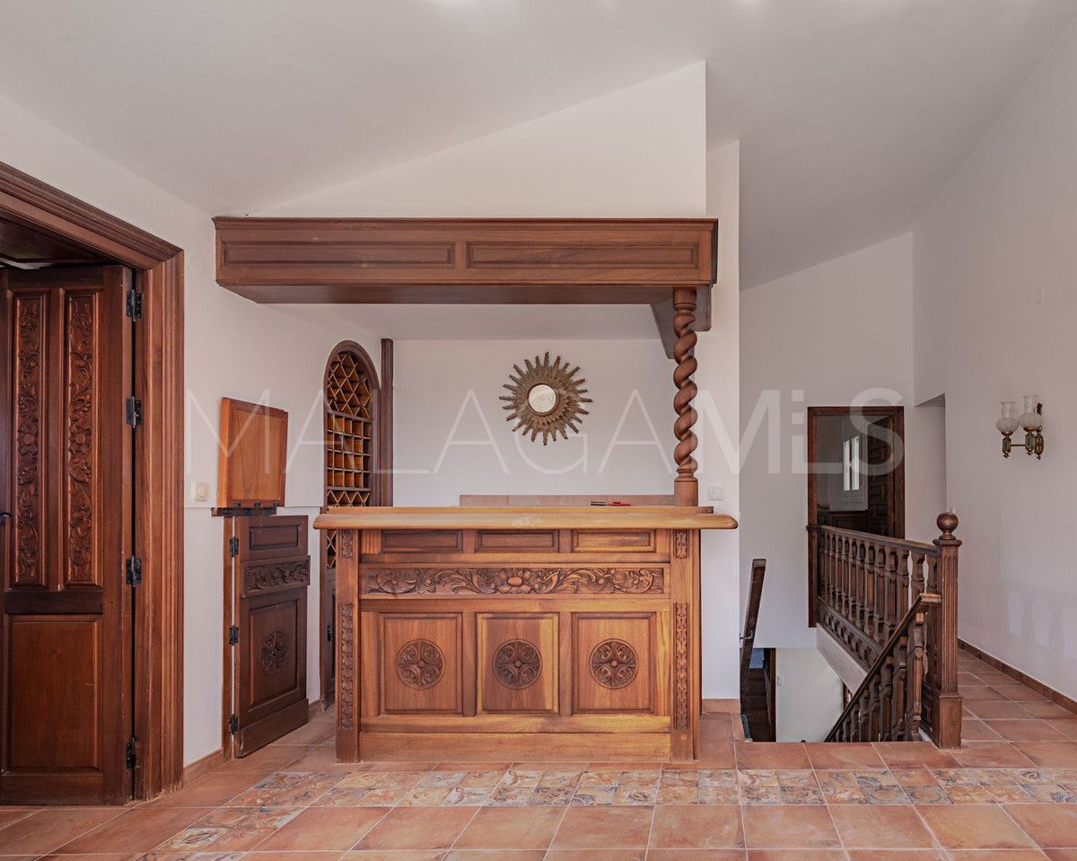 For sale villa in Los Monteros