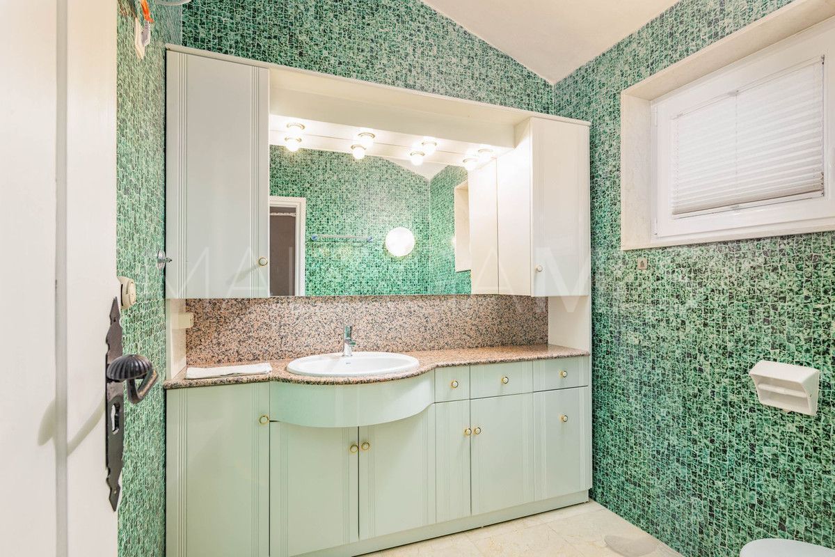 For sale villa in Los Monteros