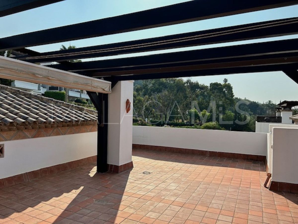 Lägenhet for sale in Benahavis